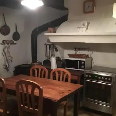 Veritable Mas Provencal Guest-house